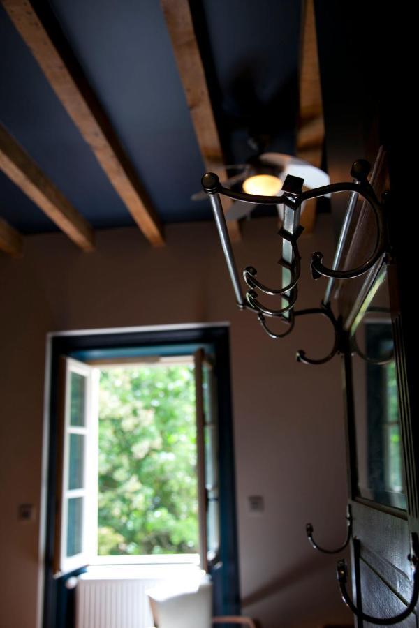 L'Ancre Vive Bed & Breakfast Charentay Екстериор снимка