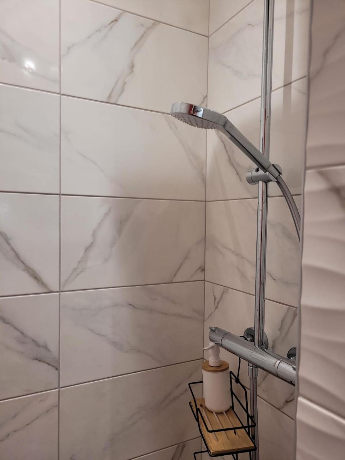 L'Ancre Vive Bed & Breakfast Charentay Екстериор снимка